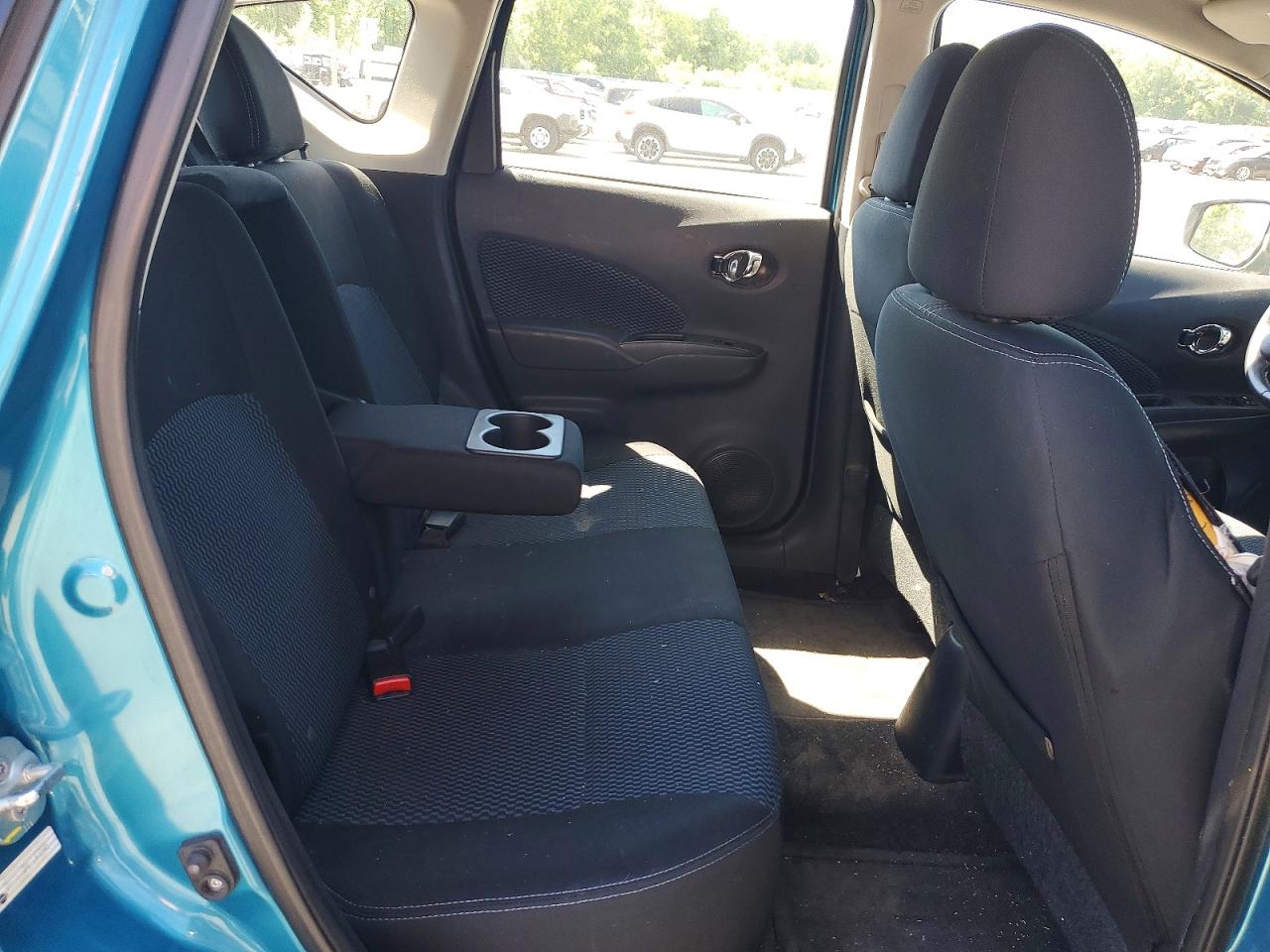 Nissan Versa Sv