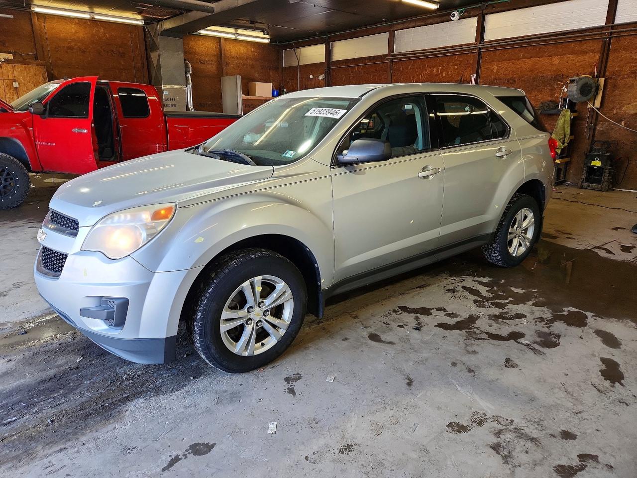 Salvage Chevrolet Equinox Image