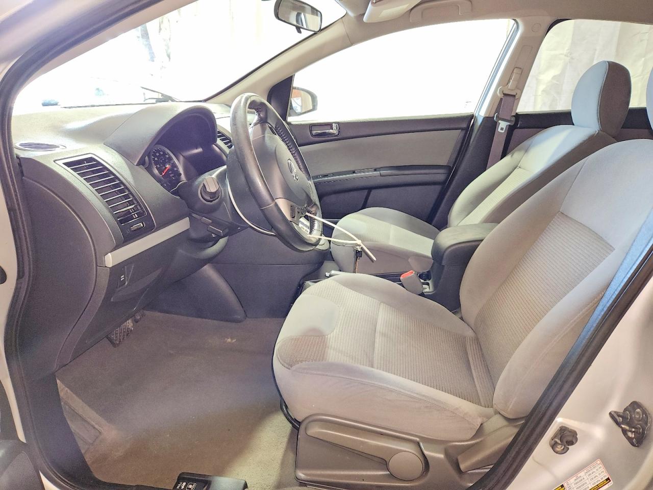 Nissan Sentra 2.0