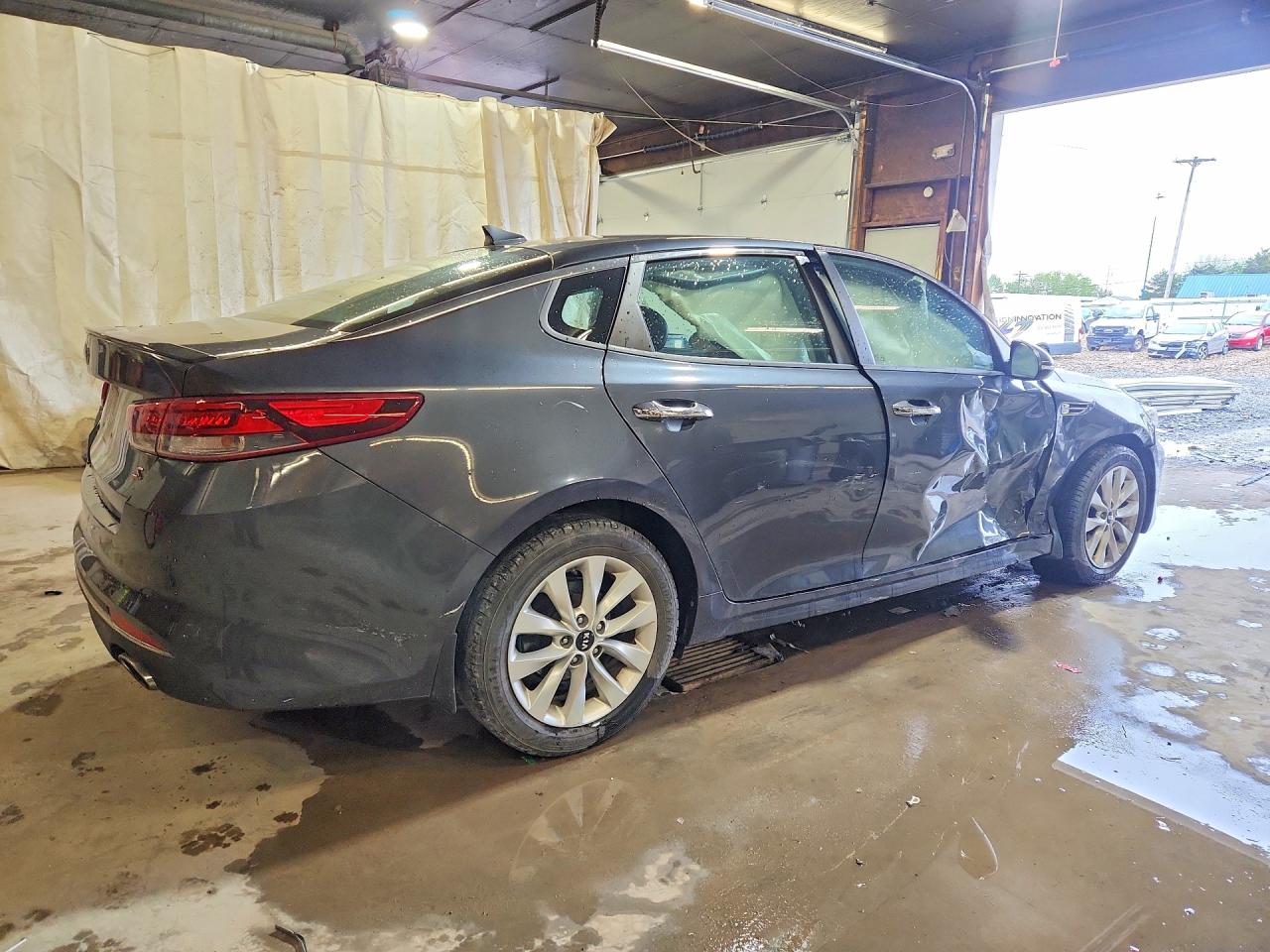 Kia Optima S