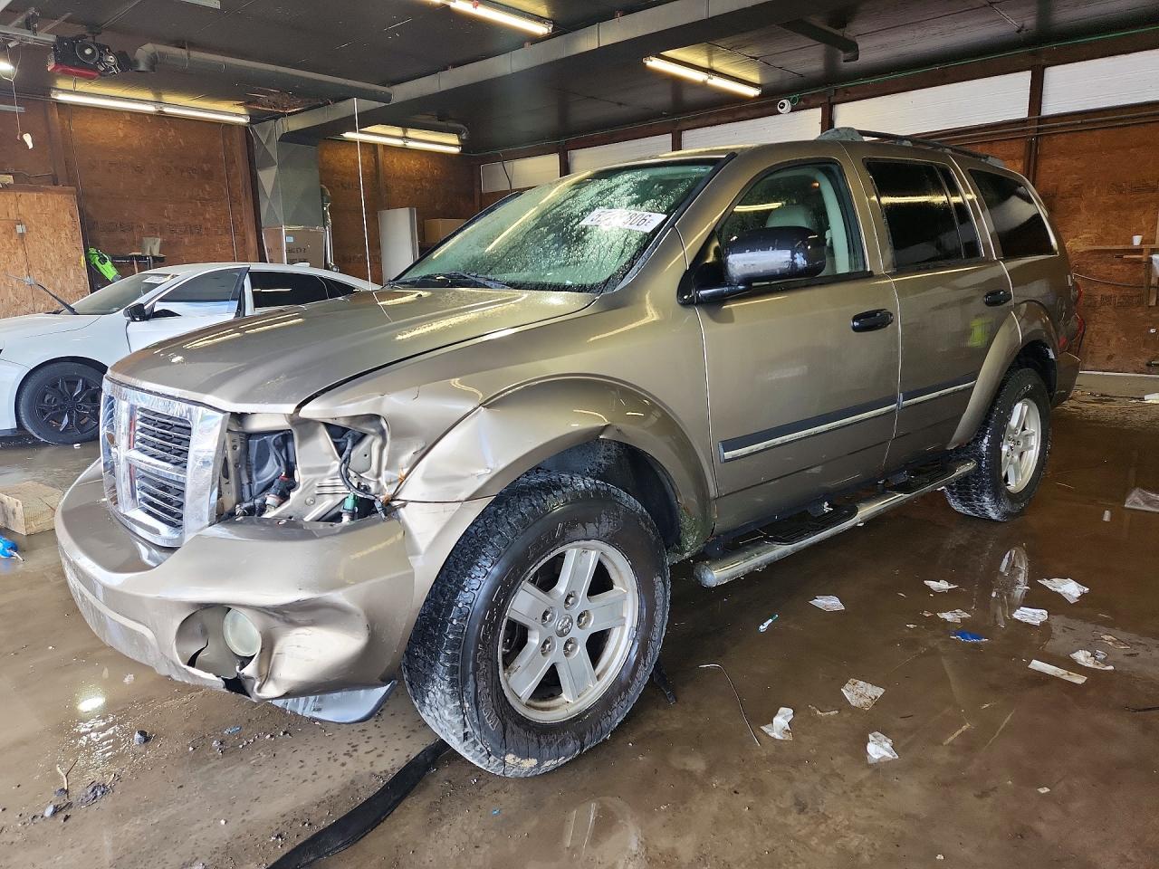 Salvage Dodge Durango Image