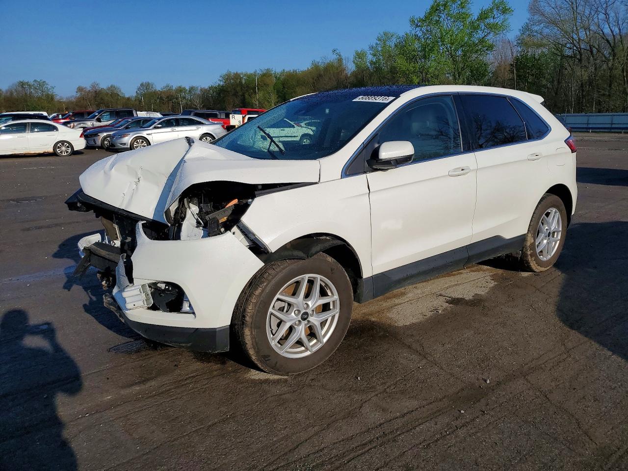Salvage Ford Edge Image
