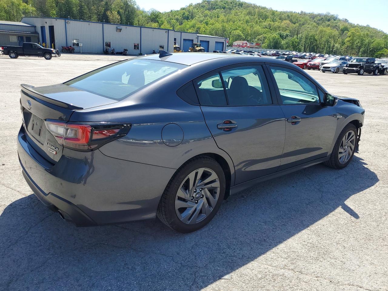 Subaru Legacy Sport