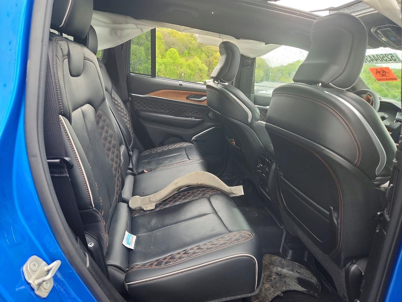 Jeep Grand Cherokee Summit