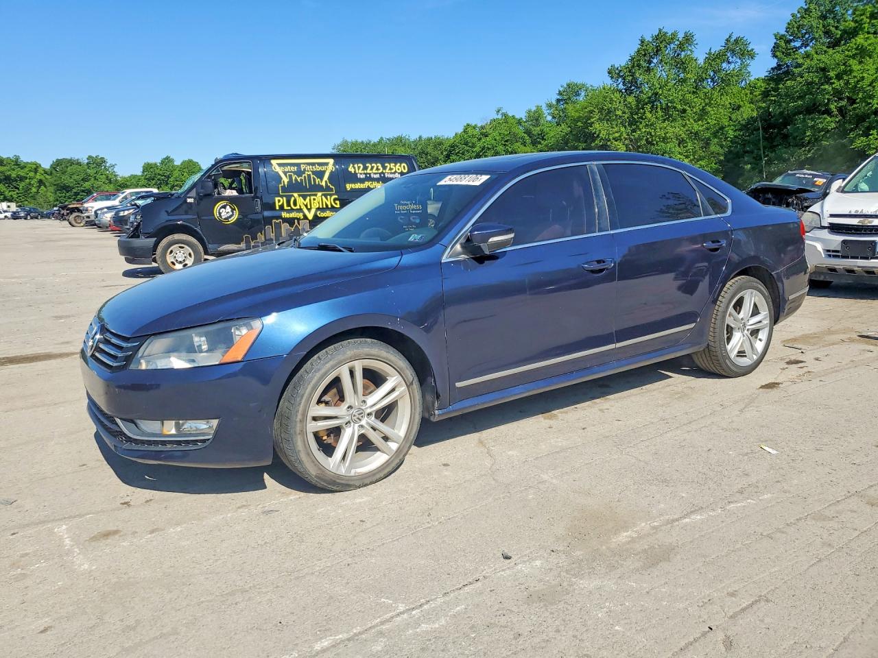 Salvage Volkswagen Passat Image