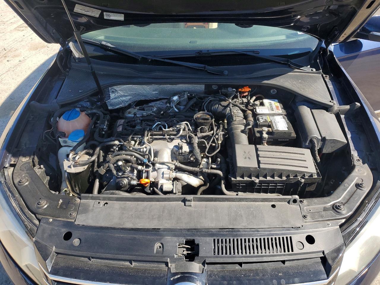 Volkswagen Passat Sel