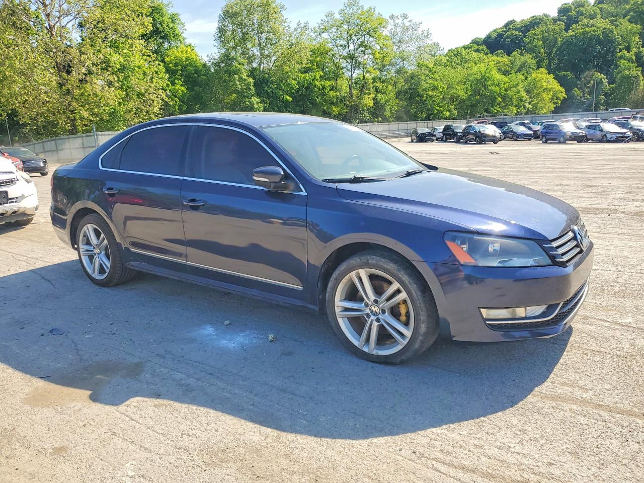 Volkswagen Passat Sel