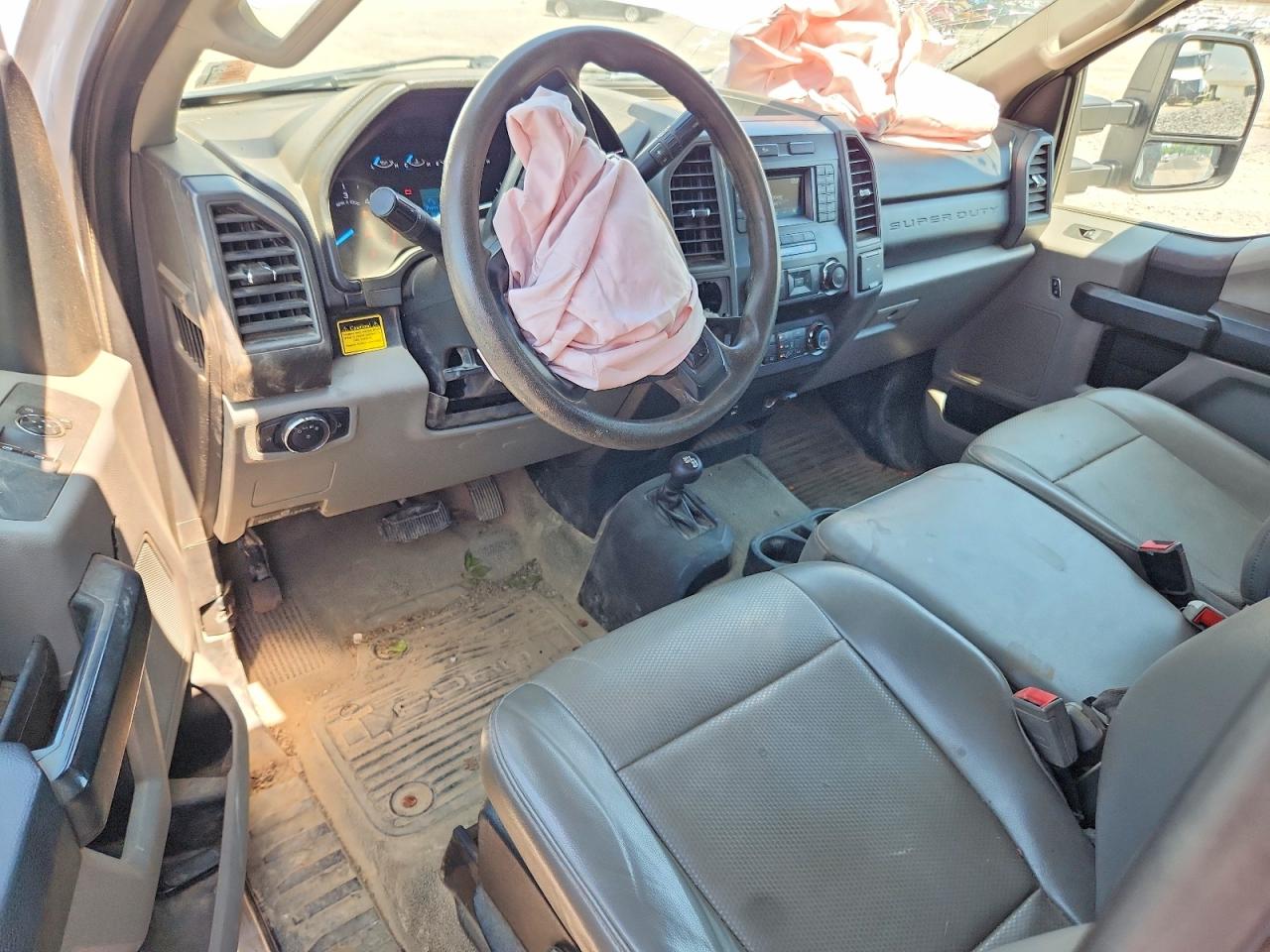 Ford F-550 Super Duty