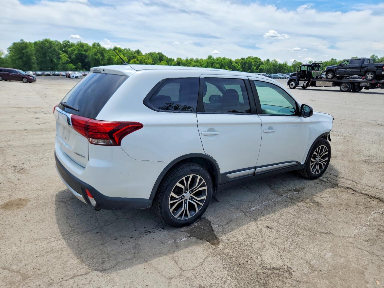 Mitsubishi Outlander Se