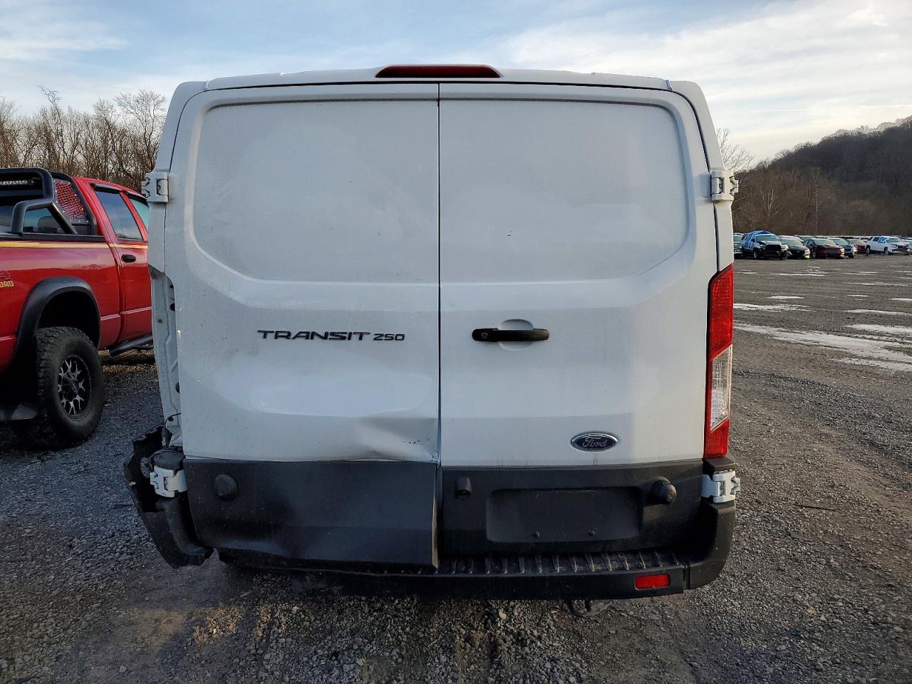 Ford Transit T-250