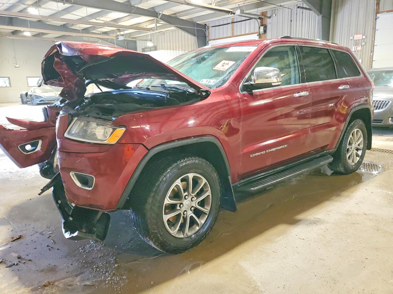 Salvage Jeep Grand Cherokee Image