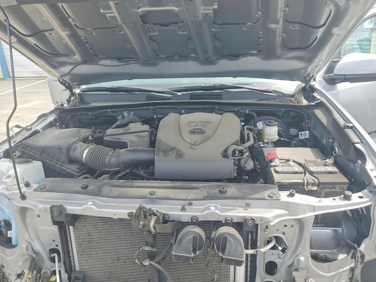 Toyota Tacoma Sr5 V6