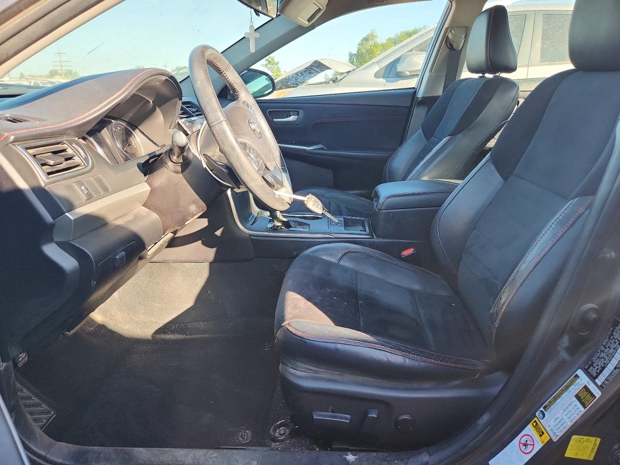 Toyota Camry Xse