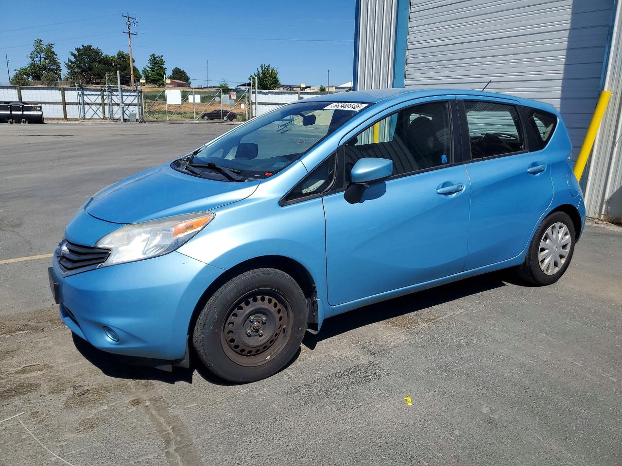 Salvage Nissan Versa Image