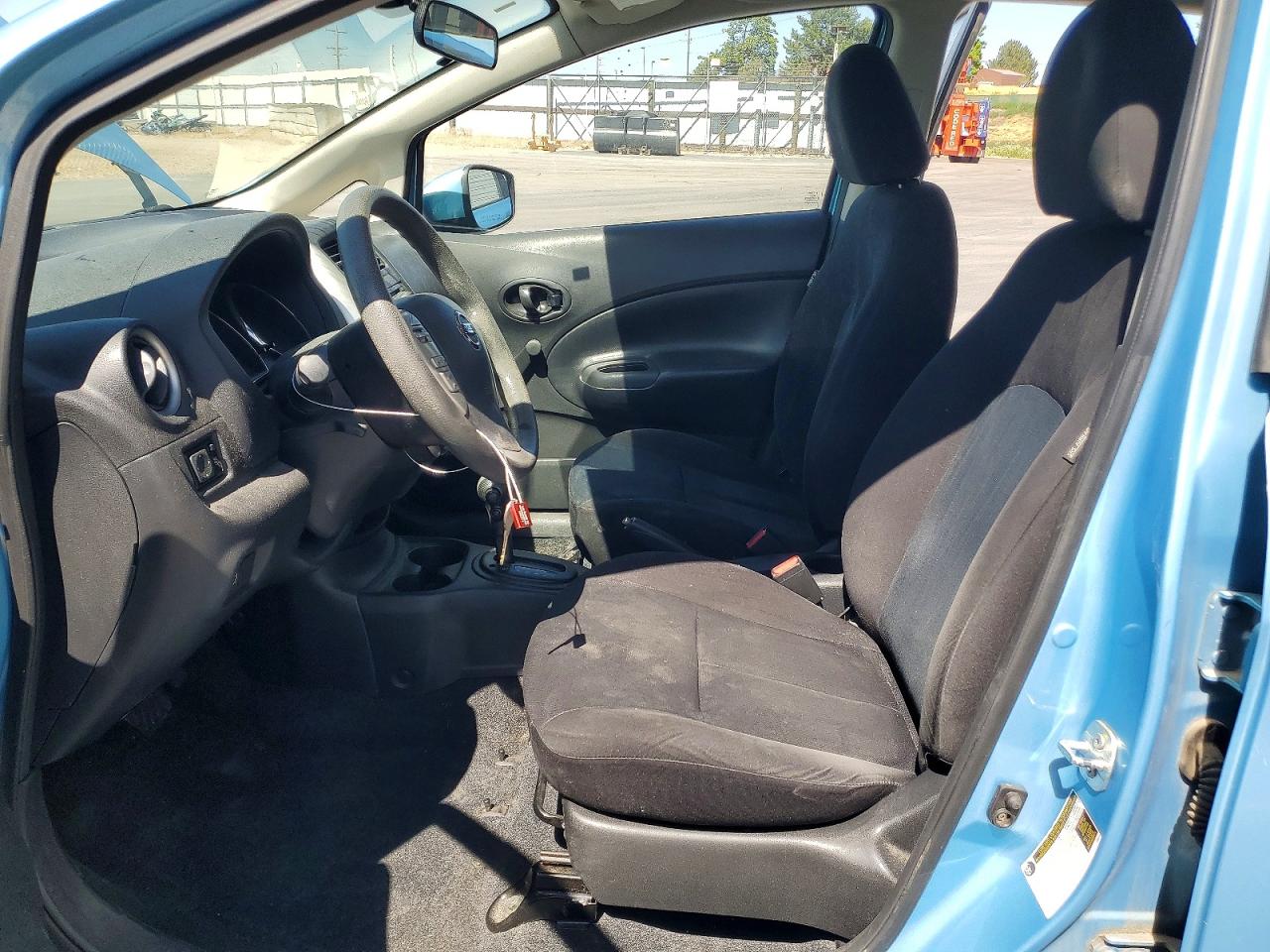 Nissan Versa S Plus