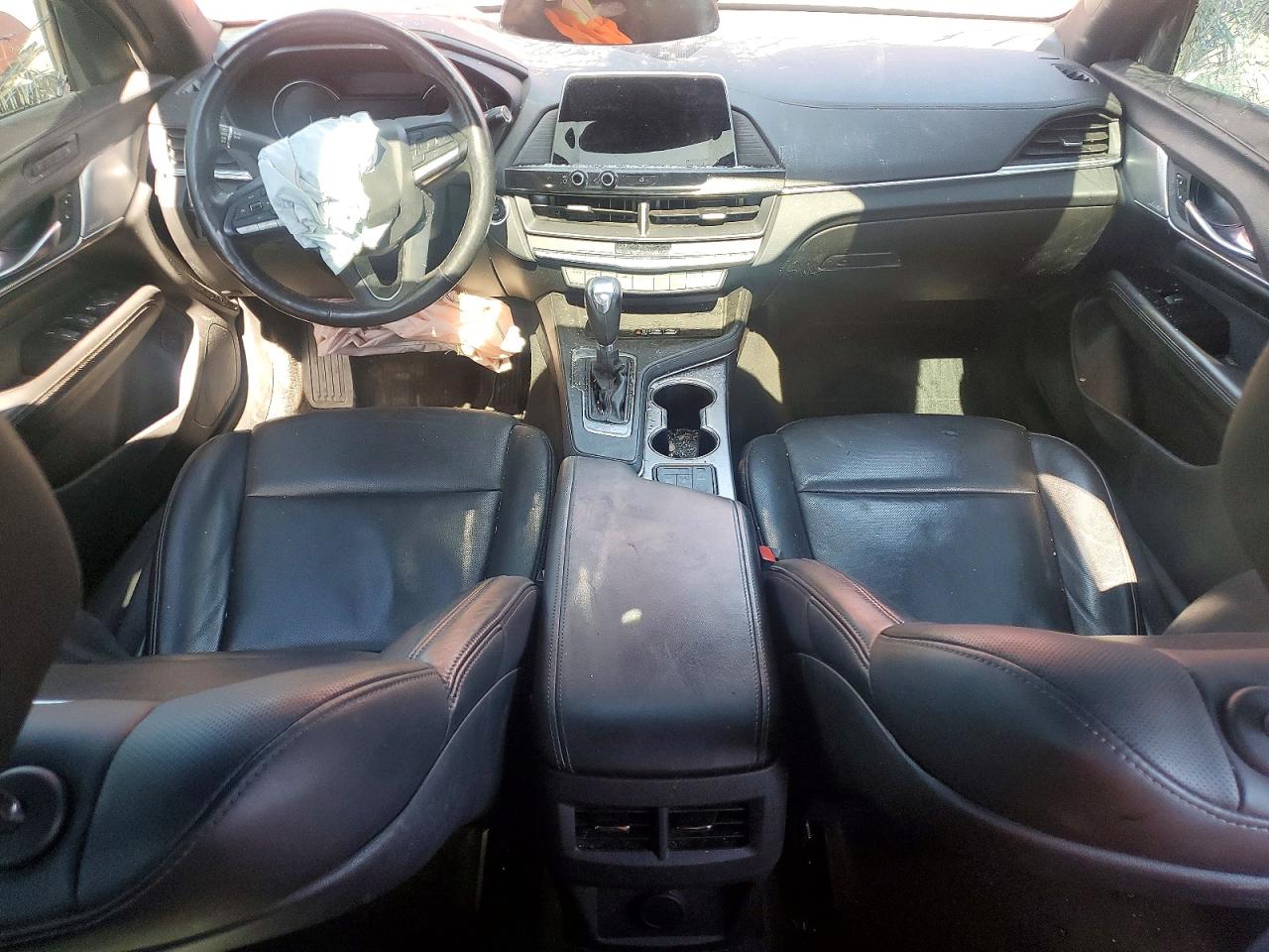 Cadillac CT4 Premium Luxury