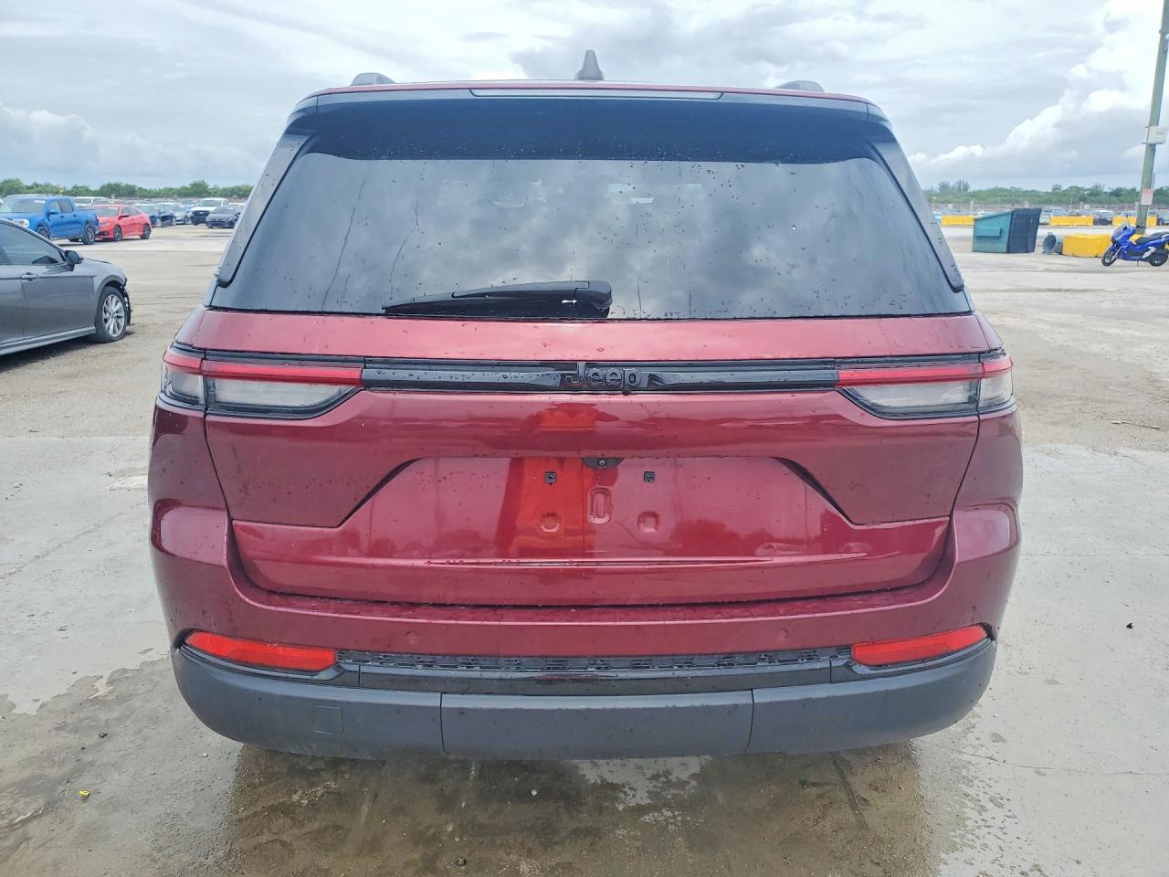 Jeep Grand Cherokee Laredo