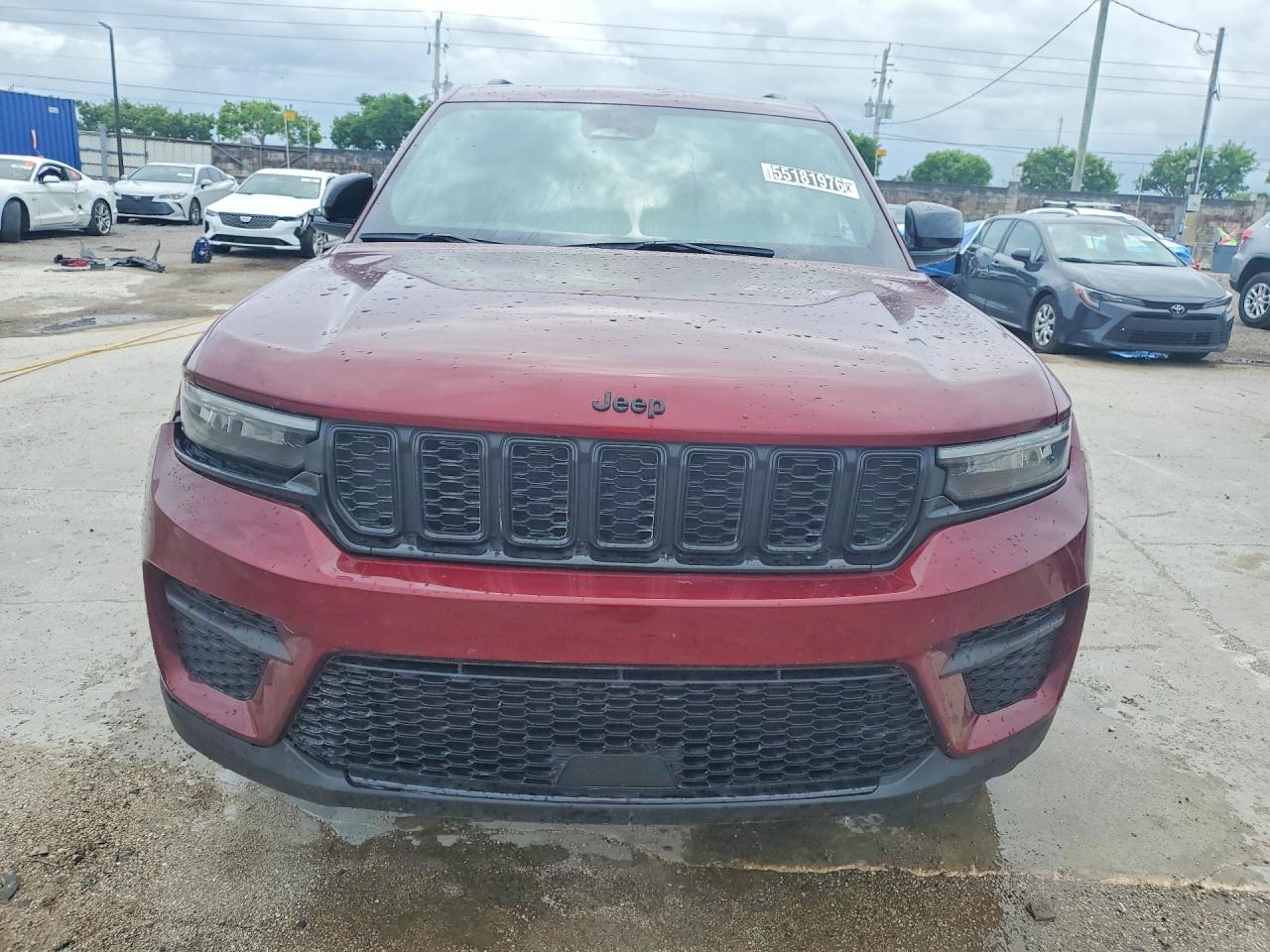 Jeep Grand Cherokee Laredo