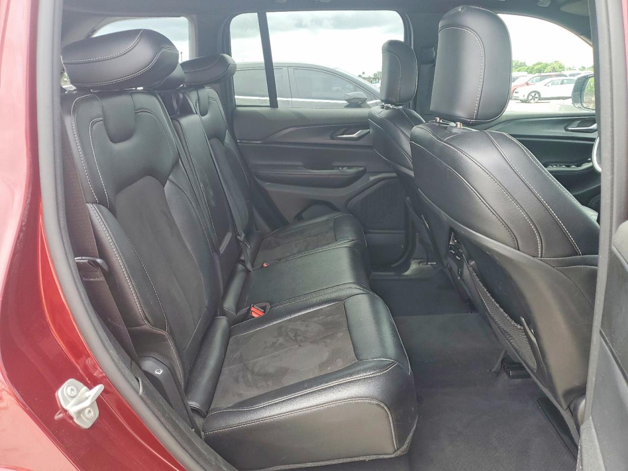 Jeep Grand Cherokee Laredo