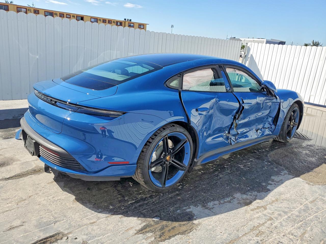 Porsche Taycan