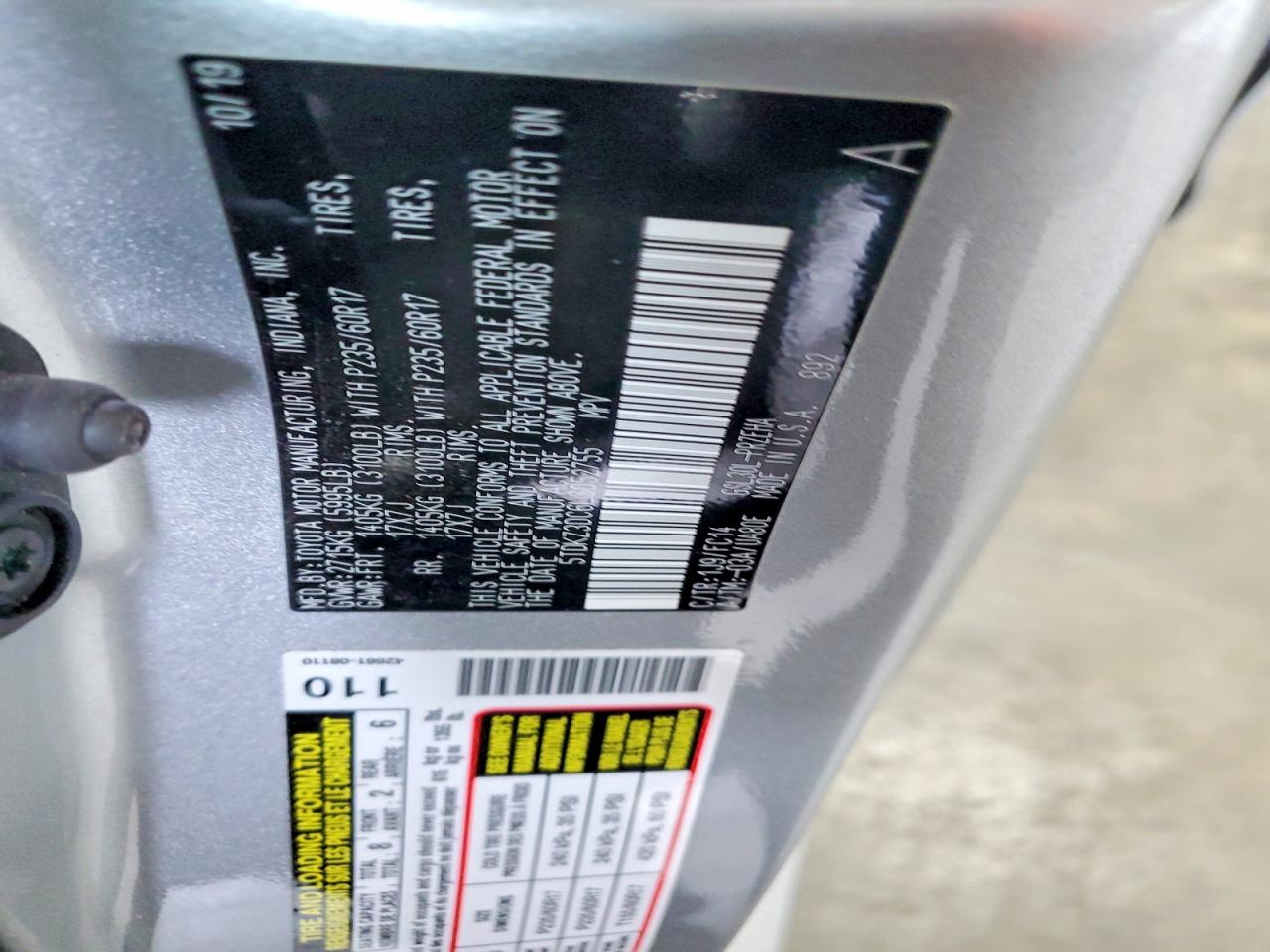 Toyota Sienna Lece