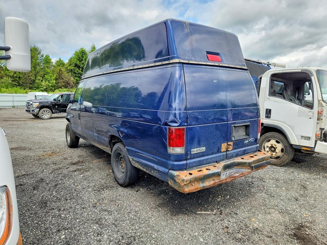 Ford Econoline E250 Van