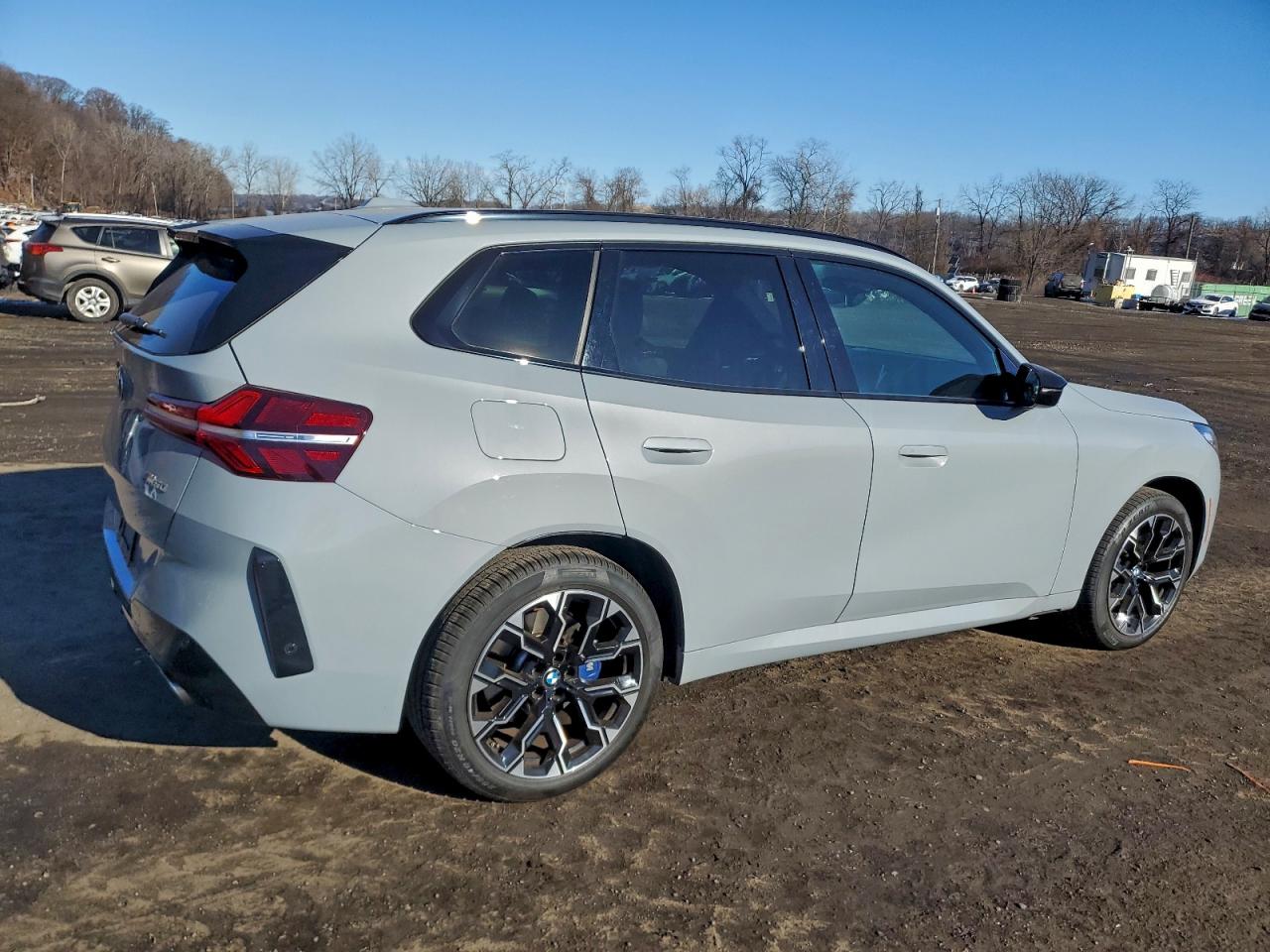 BMW X Series M50