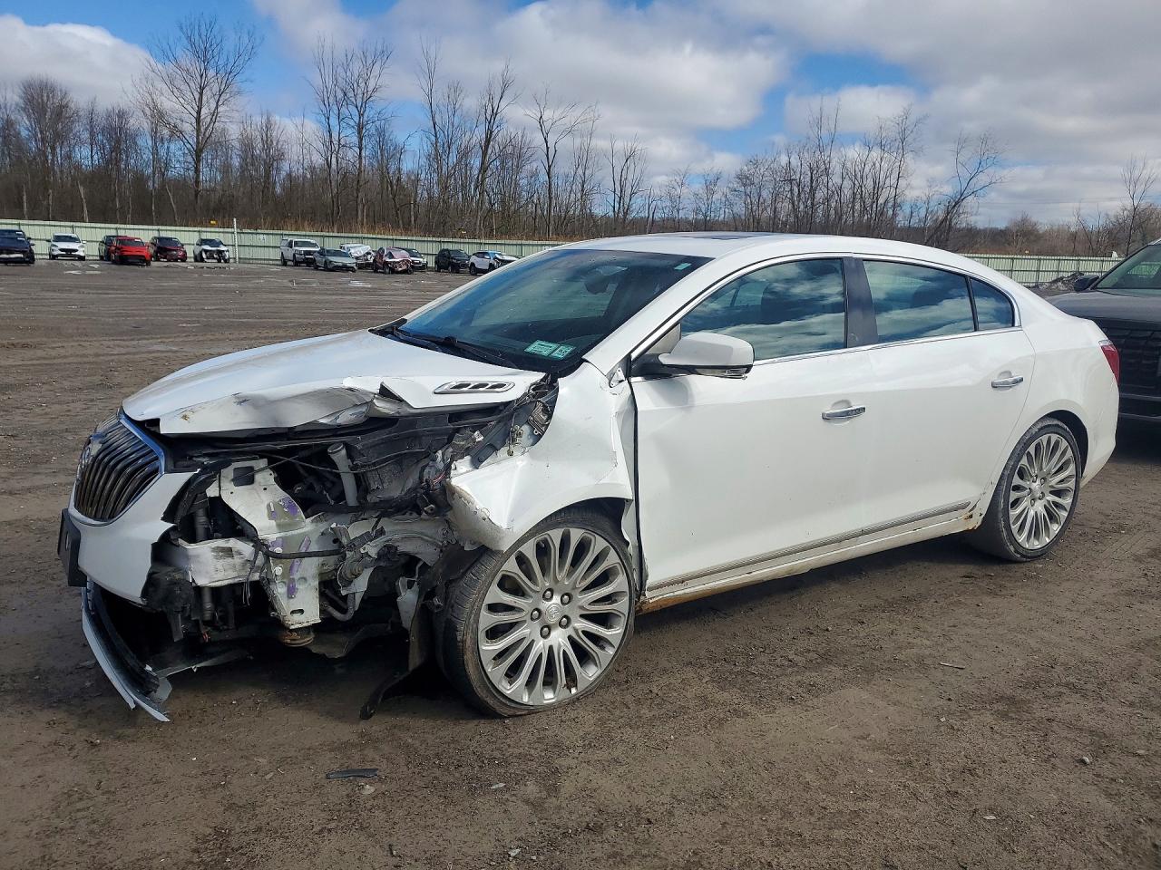 Salvage Buick LaCrosse Image