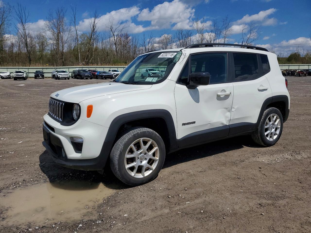 Salvage Jeep Renegade Image