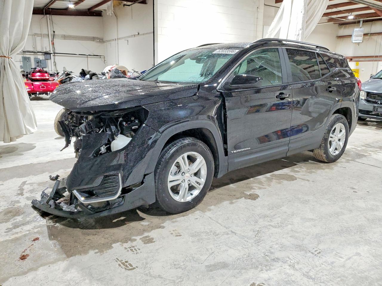 Salvage GMC Terrain Image