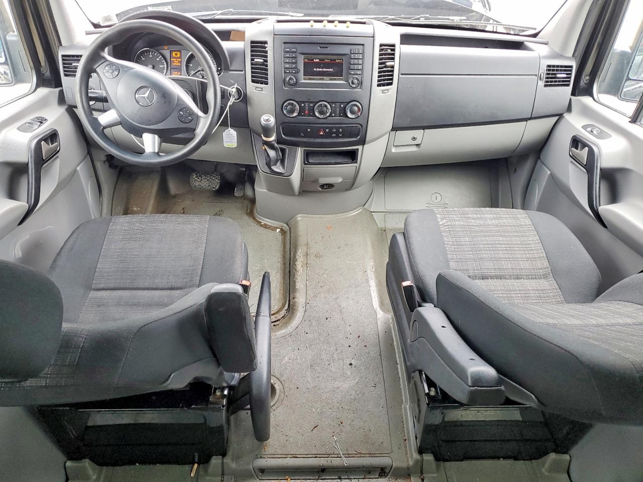 Mercedes-Benz Sprinter 2500