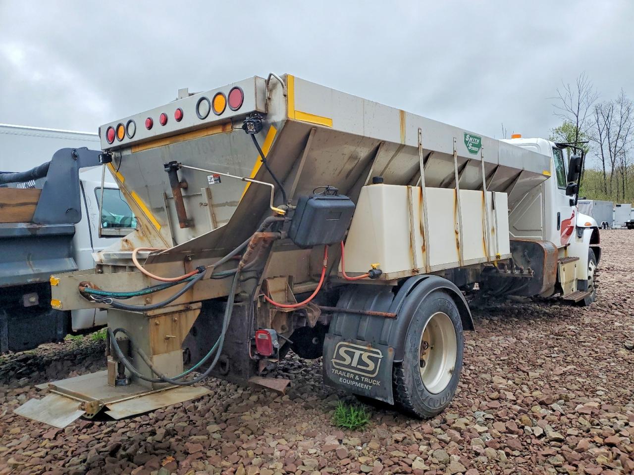 International 4000