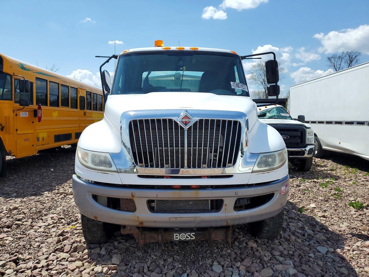 International 4000