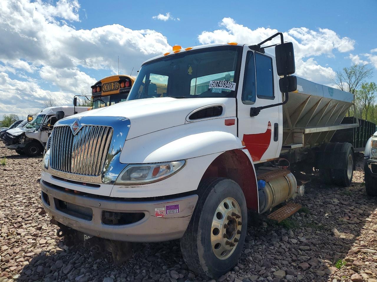 International 4000