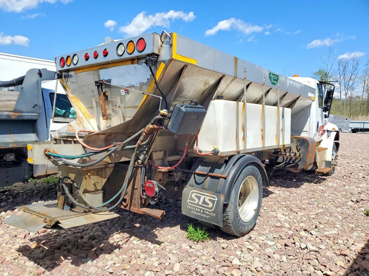 International 4000