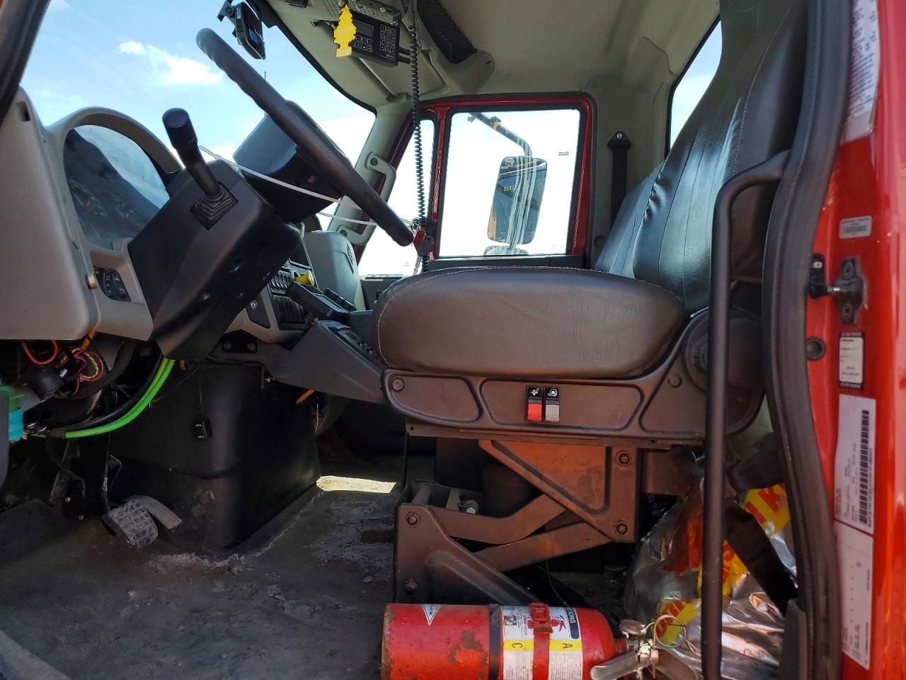 International 4000