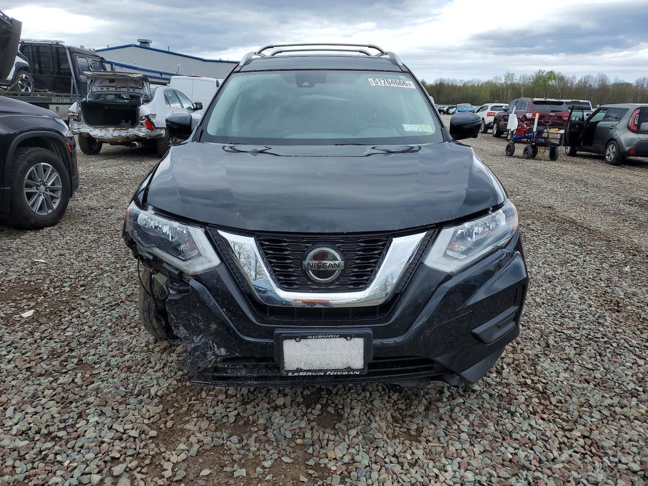 Nissan Rogue Sv