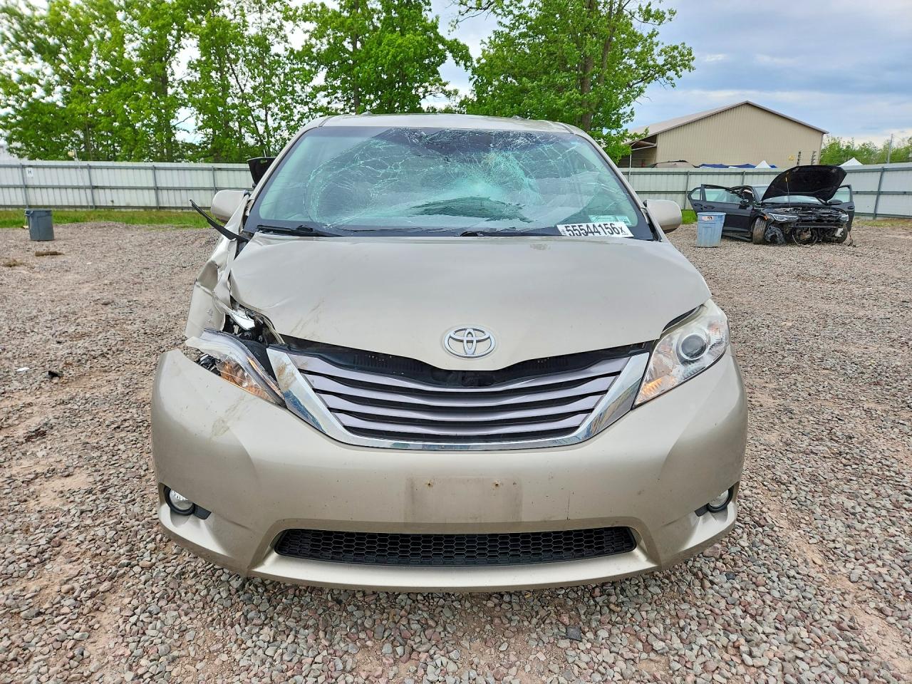 Toyota Sienna Xle 8-passenger