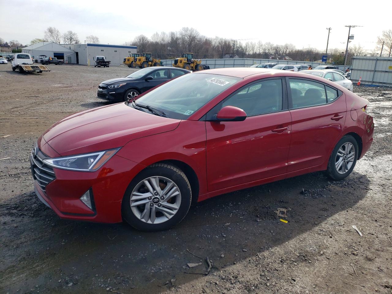 Salvage Hyundai ELANTRA Image