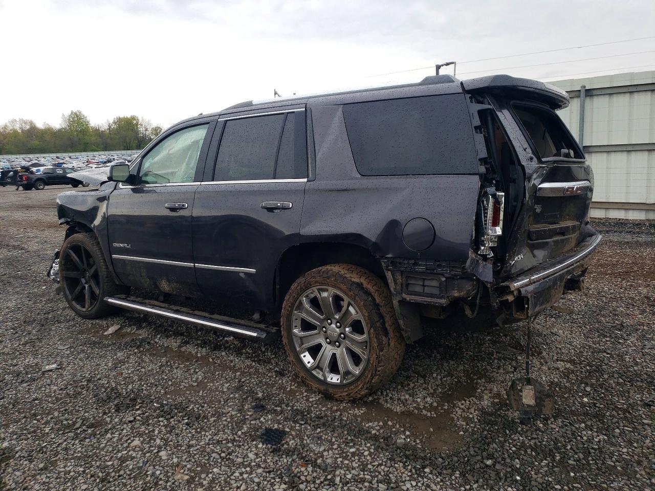 GMC Yukon Denali