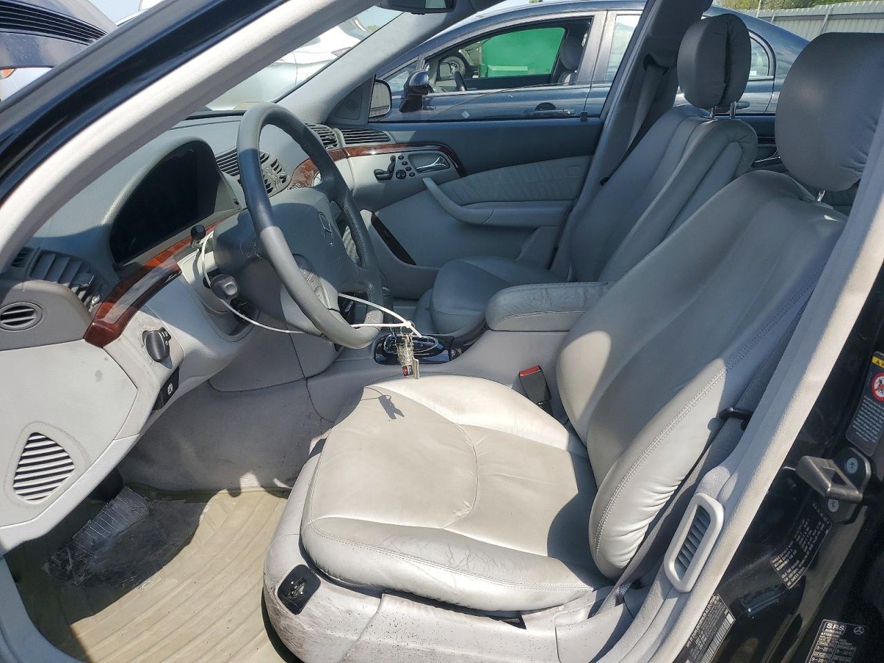Mercedes-Benz S-Class 500