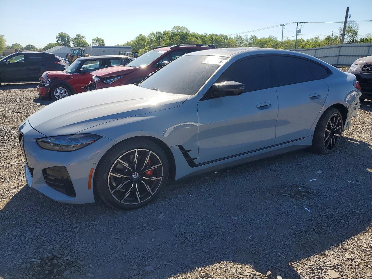 Salvage BMW i4 Image
