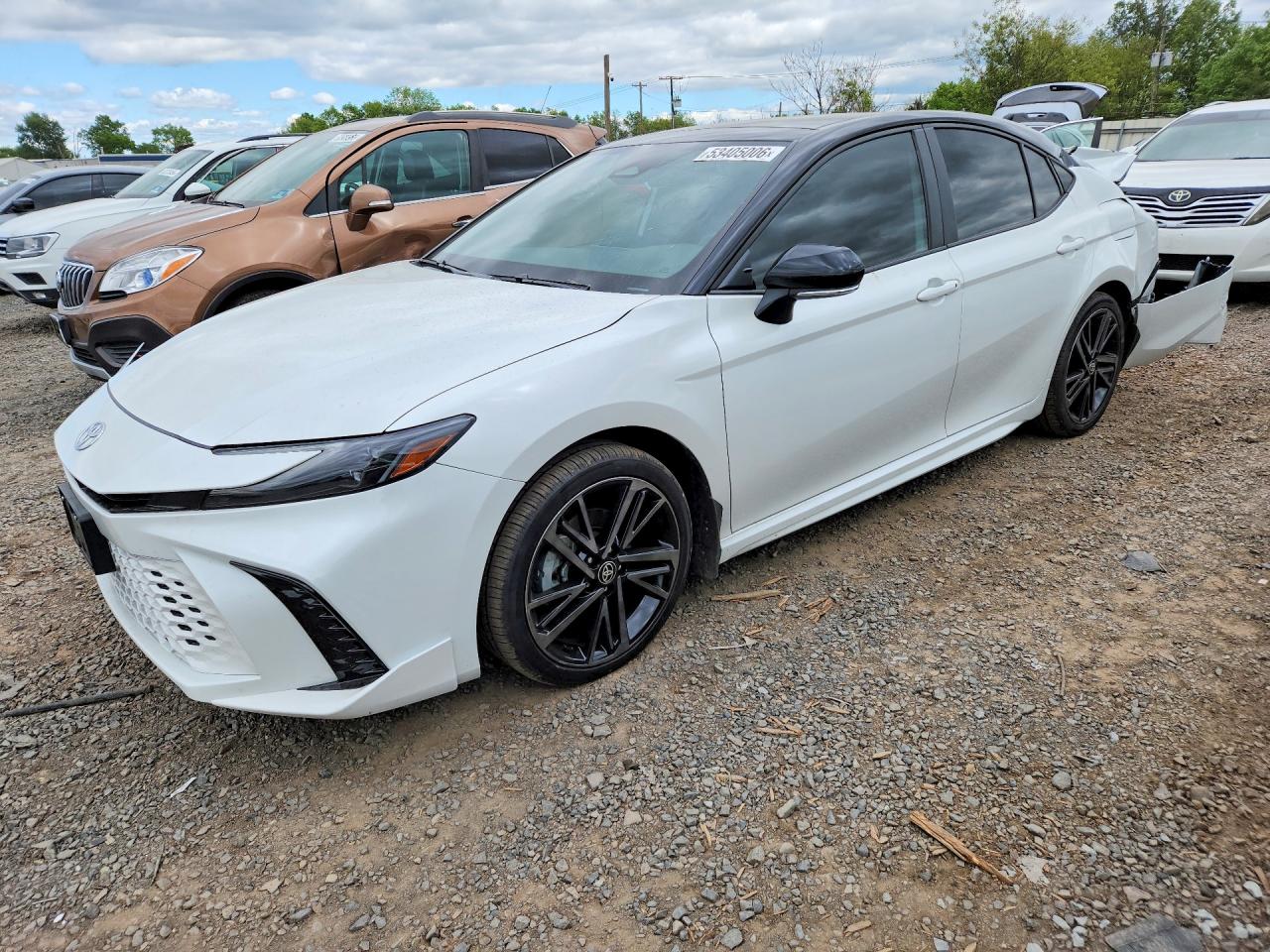 Salvage Toyota Camry Image