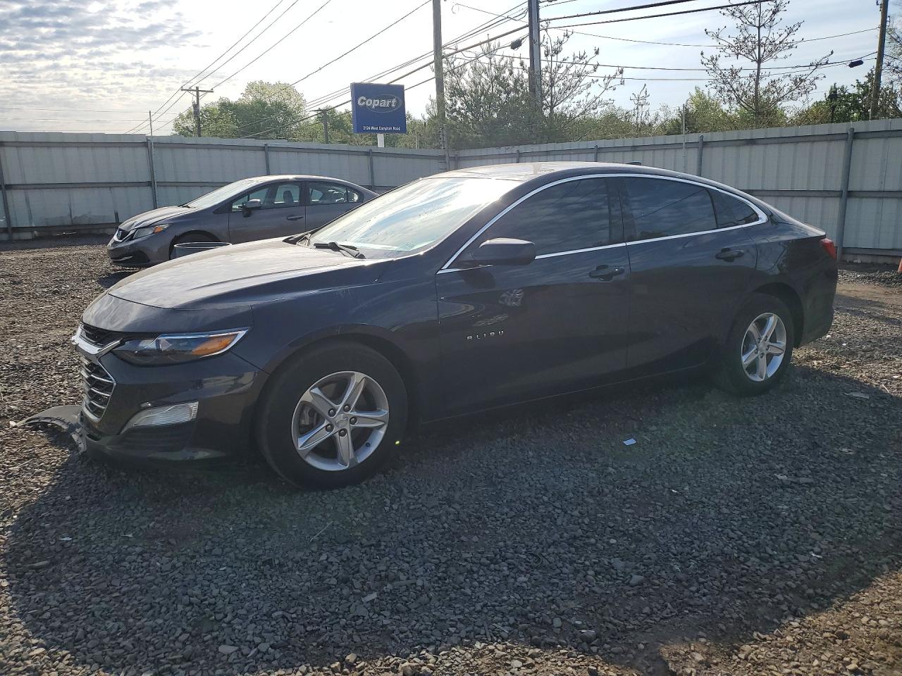 Salvage Chevrolet Malibu Image