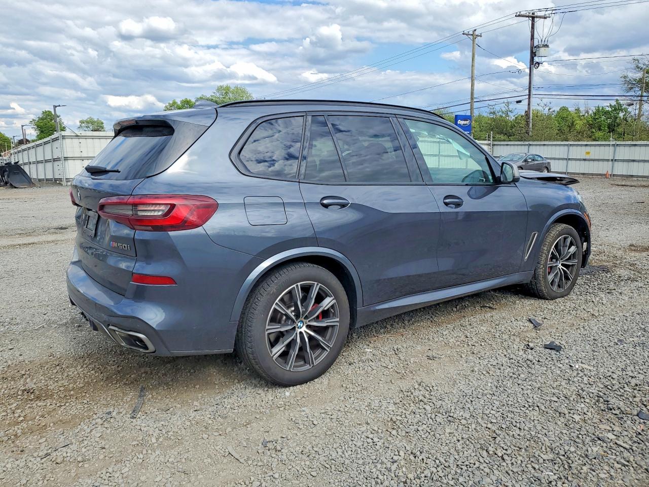 BMW X Series M50i