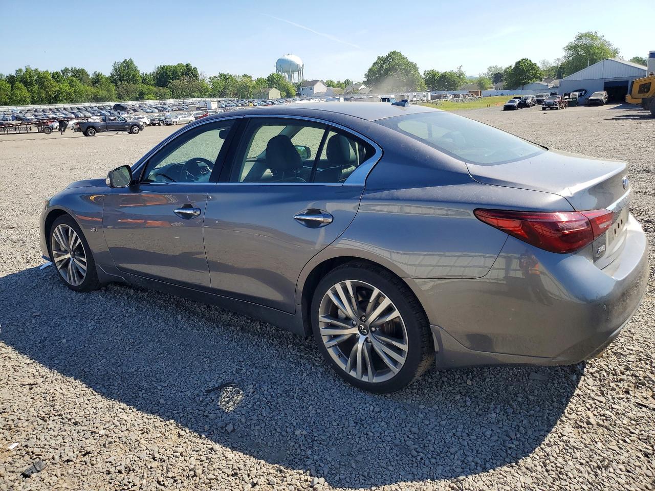 INFINITI Q50 3.0t S 3.0t Sport