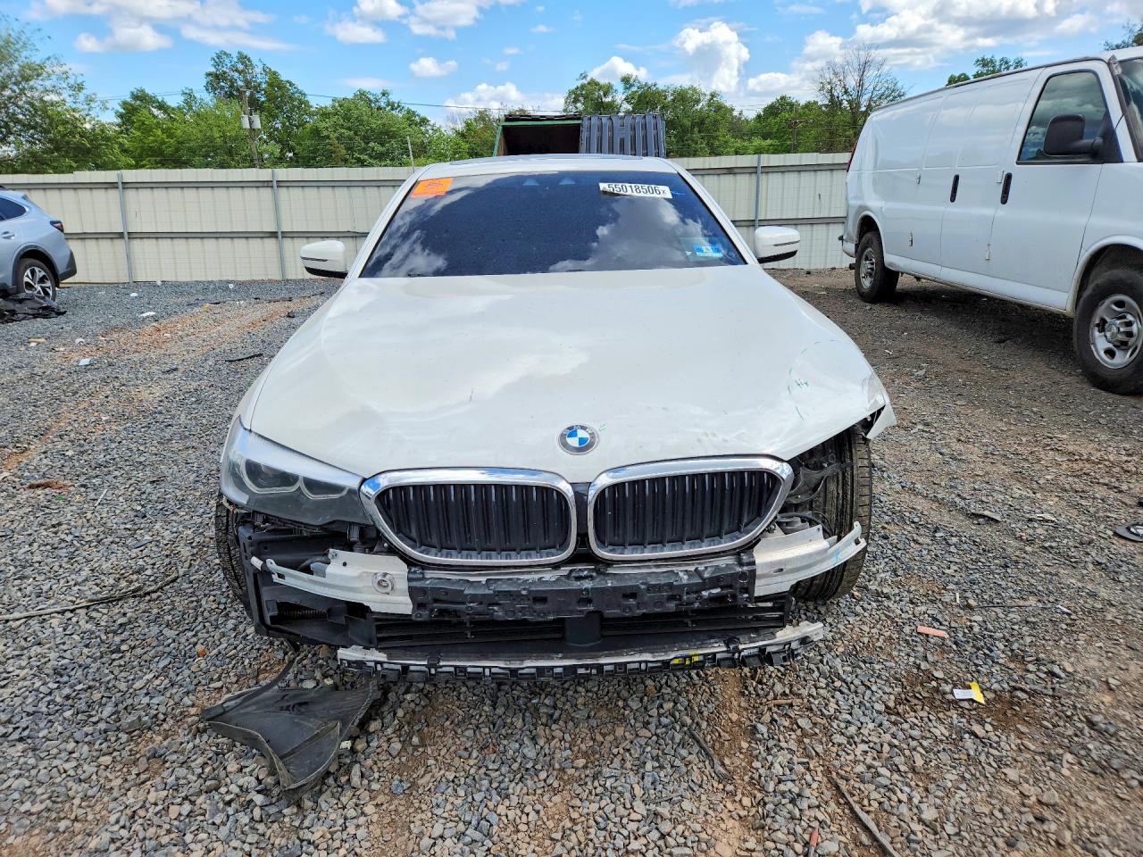 BMW 5 Series Xi
