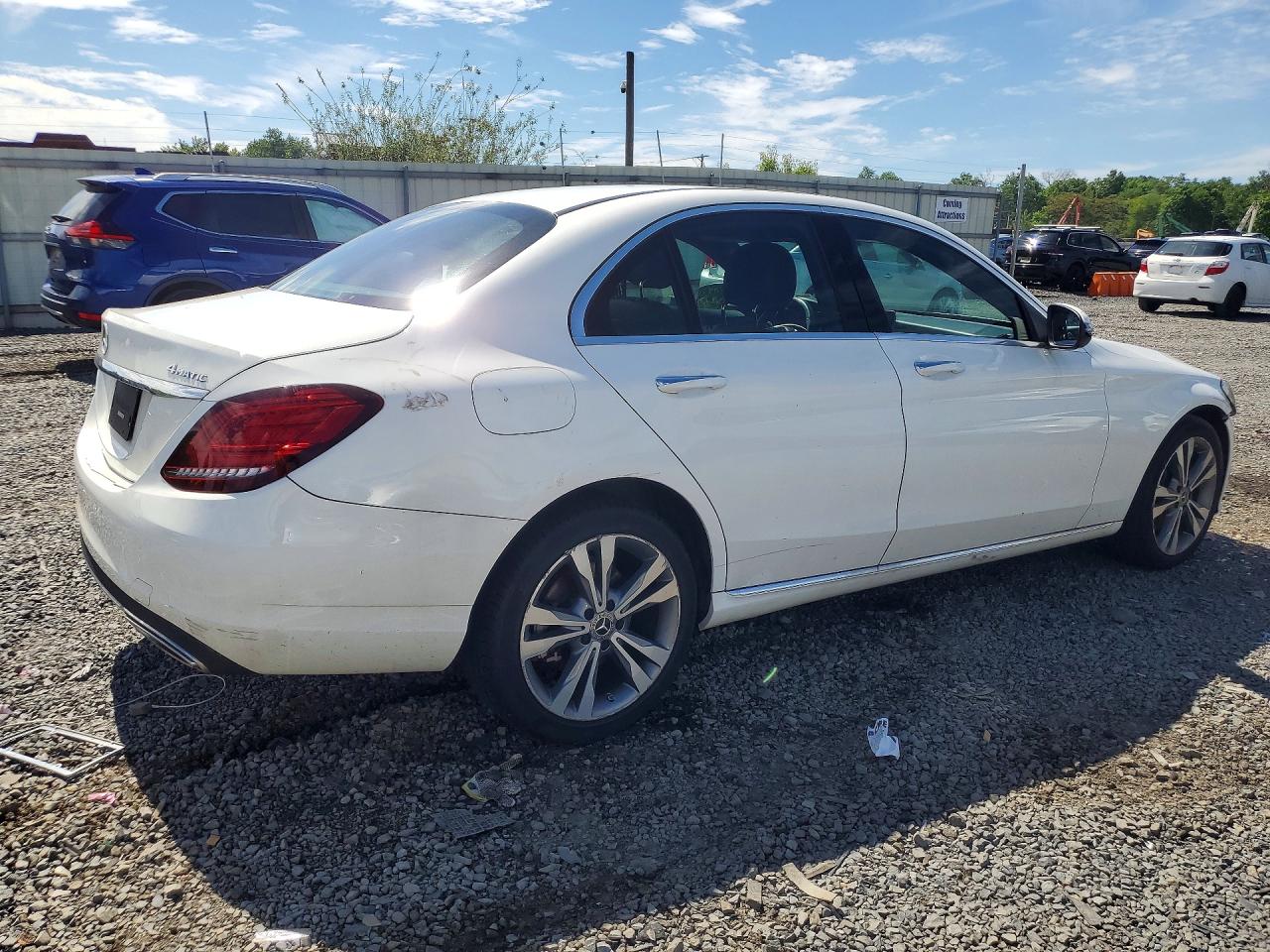 Mercedes-Benz C-Class 300 4matic