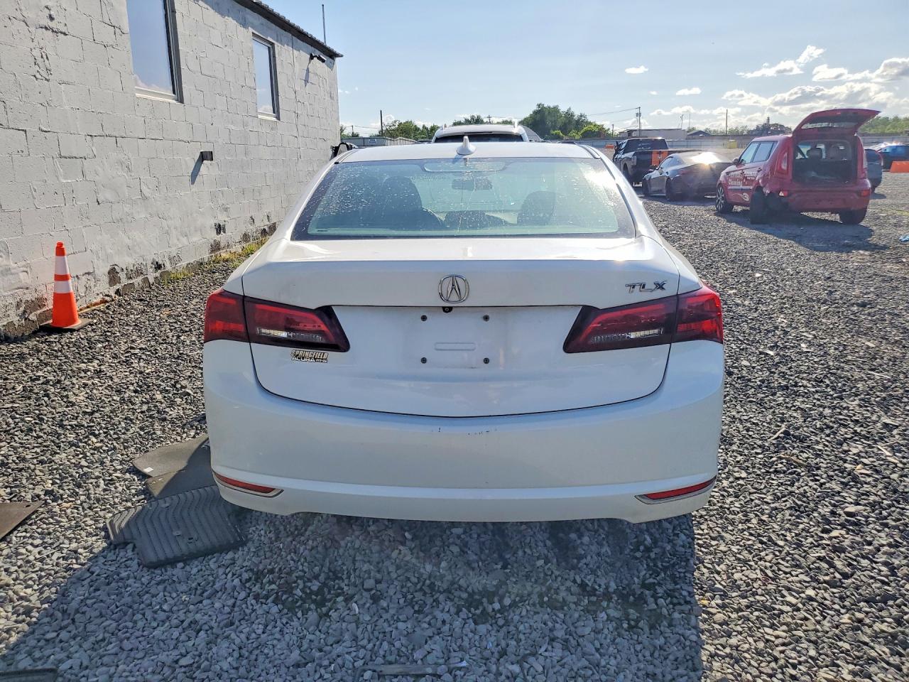 Acura TLX