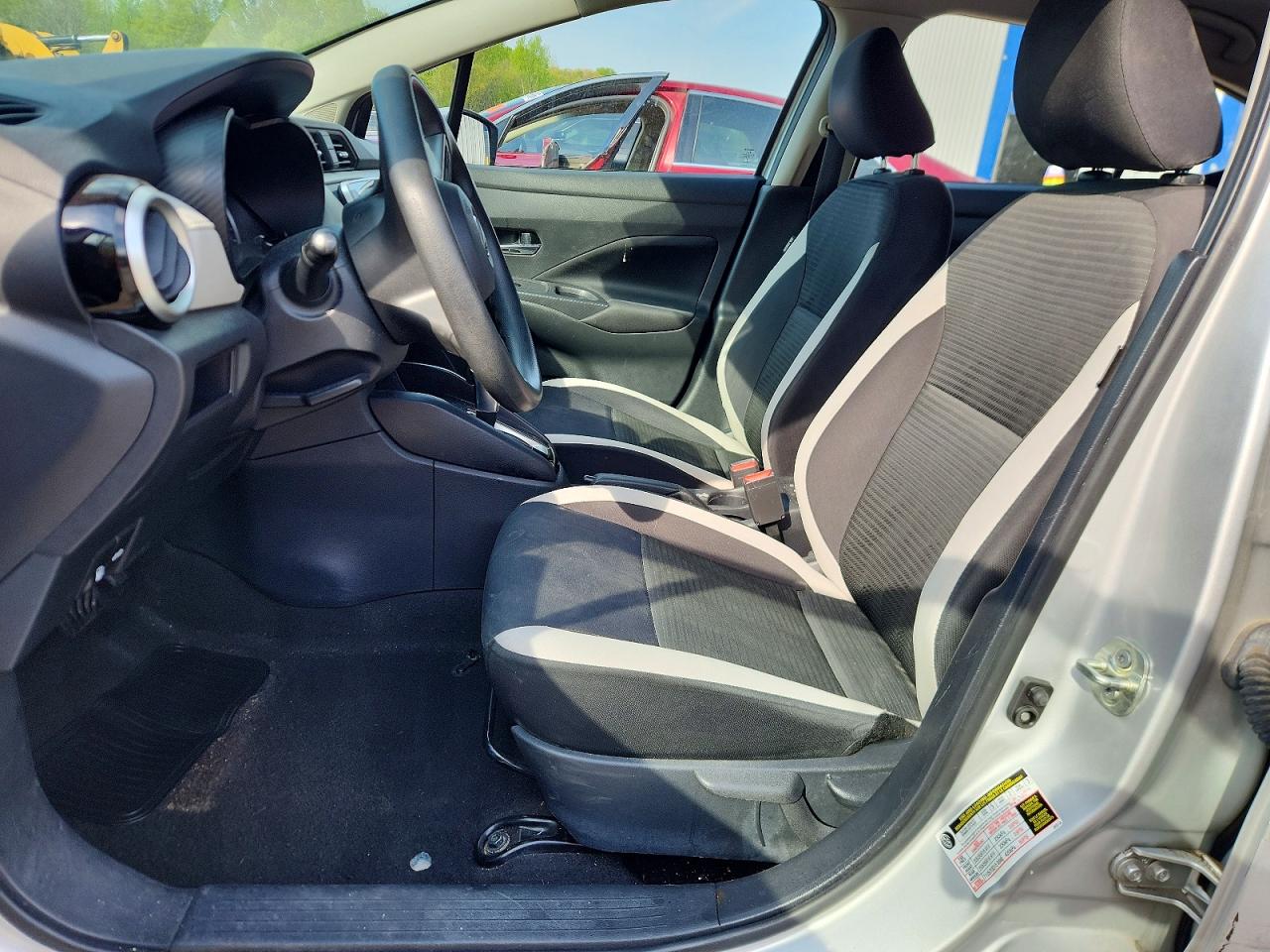 Nissan Versa Sv